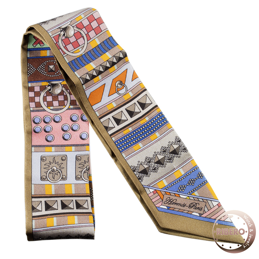 エルメス Colliers de Chiens コリエドシアン 062770S ツイリー スカーフ