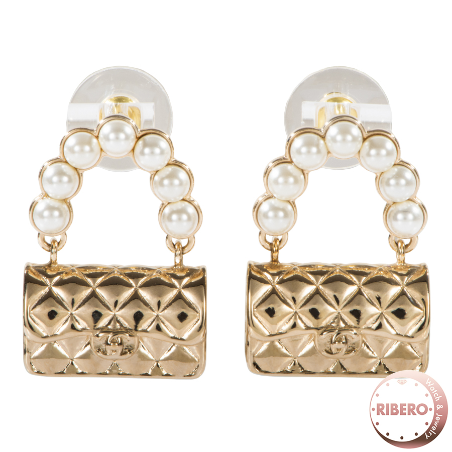 シャネル ハンドバッグ ピアス