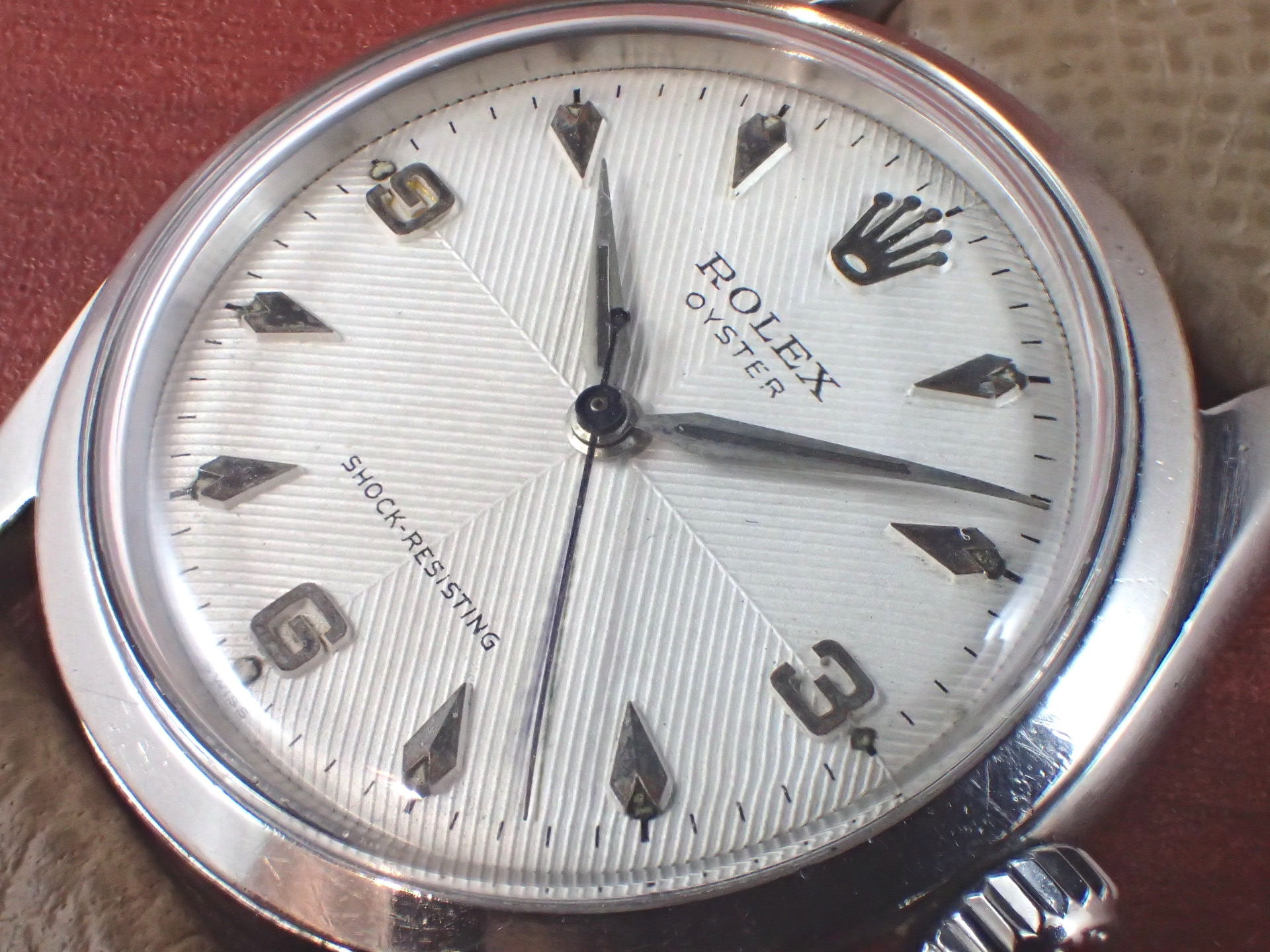 ギョーシェ仕上げダイアル