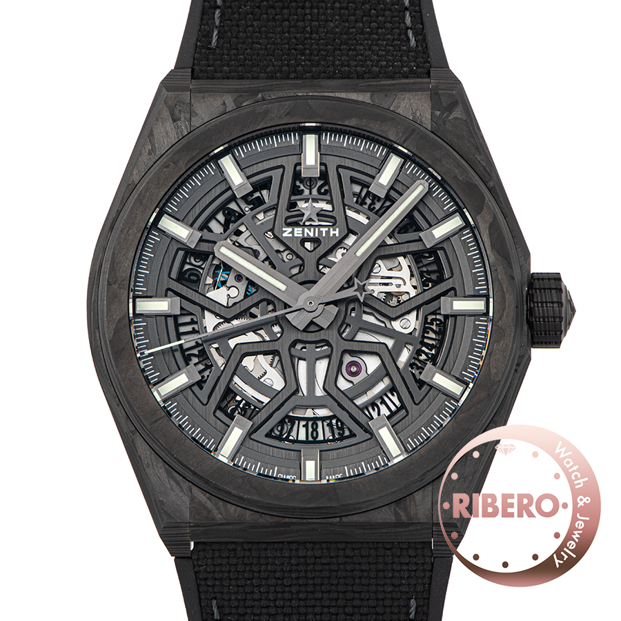 カーボンケース