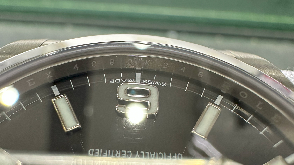 新型シリアル刻印例